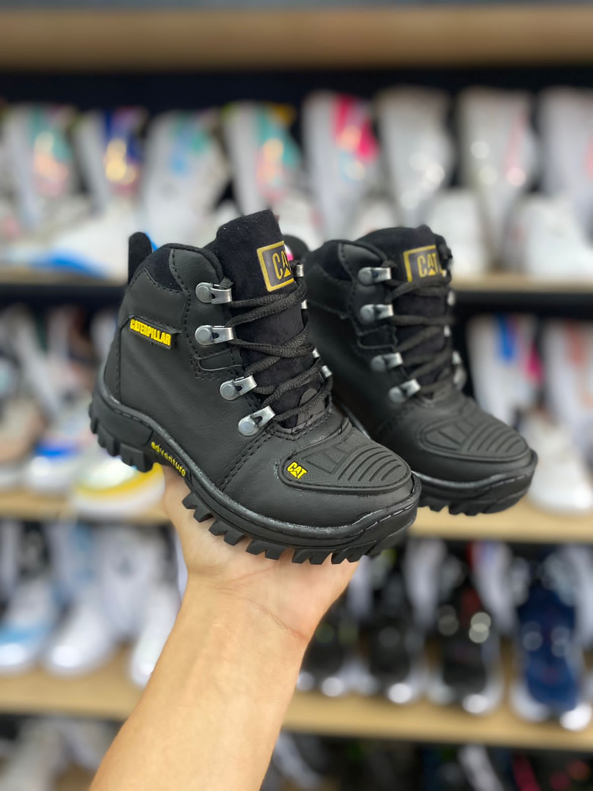 Bota Caterpillar Infantil